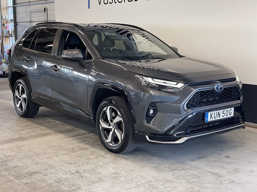 Bild 1 av Toyota RAV4 Plug-in Hybrid X EDITION 306hk Drag Backkamera