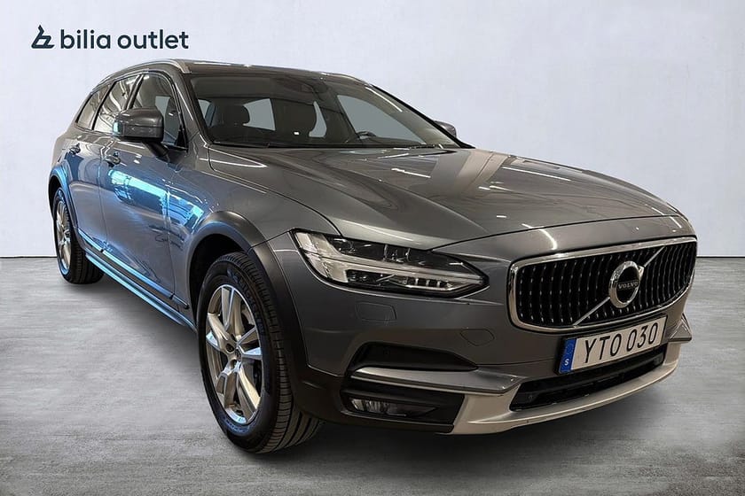 Bild 4 av Volvo V90 Cross Country D4 AWD Advance SE Dragkrok / Navigation / Värmare