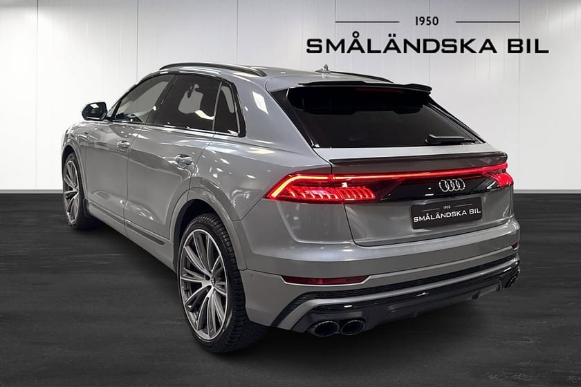 Bild 3 av Audi Q8 50 TDI quattro TipTronic S Line 23” Fälgar, Sound boost