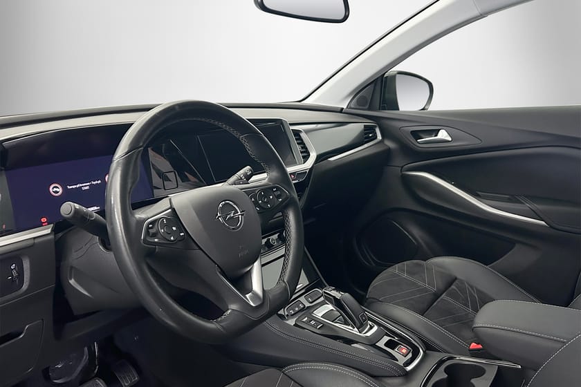Bild 4 av Opel Grandland Ultimate 1.2 Turbo 130hk Aut B-KAMERA