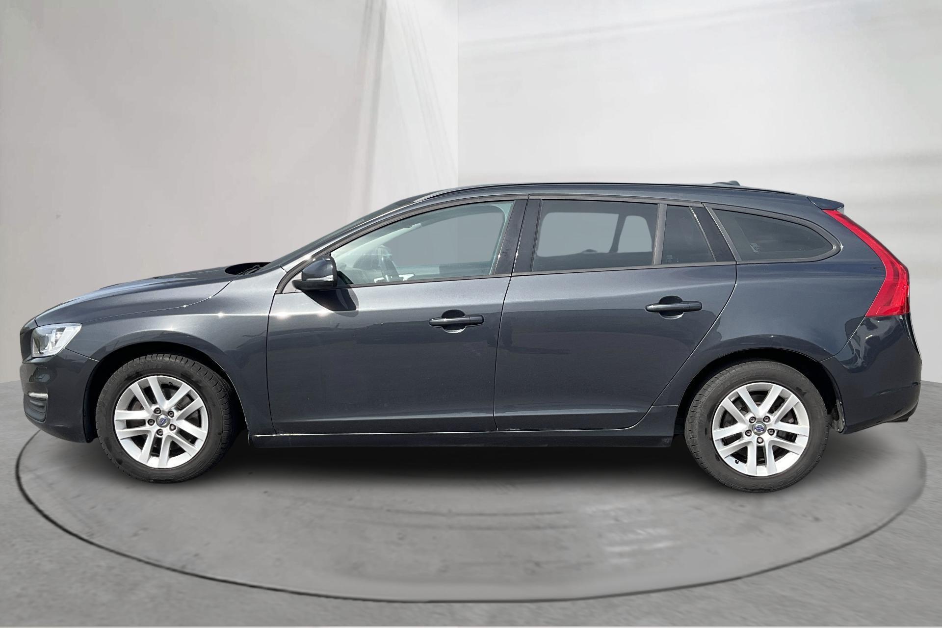 Volvo V60 T3 2017, bild 2/10