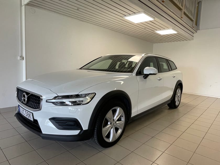 Bild 1 av Volvo V60 Cross Country D4 AWD SE II