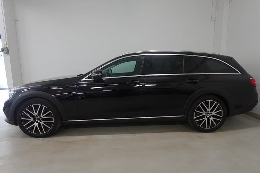 Bild 3 av Mercedes-Benz E 220 d 4MATIC All-Terrain 4M Drag Kamera Widescreen Navi