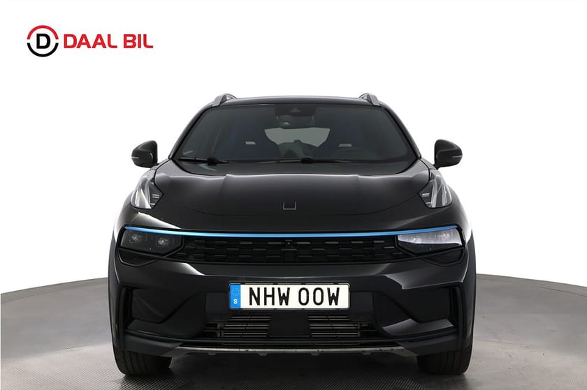 Bild 2 av Lynk & Co 01 PHEV DCT 261HK MORE 3D-VIEW PANO INFINITY® COCKPIT NFC