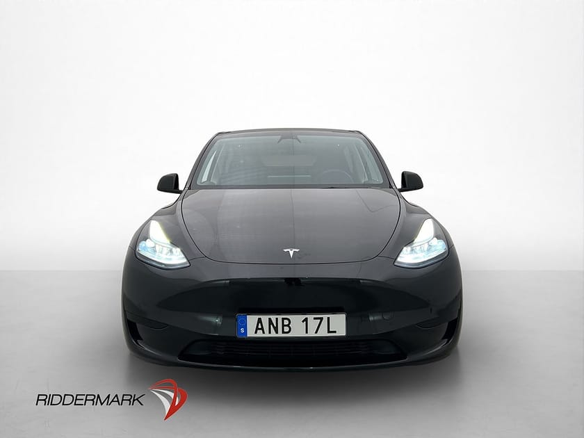 Bild 2 av Tesla Model Y Standard Range RWD Autopilot Värmepump Kamera MOMS