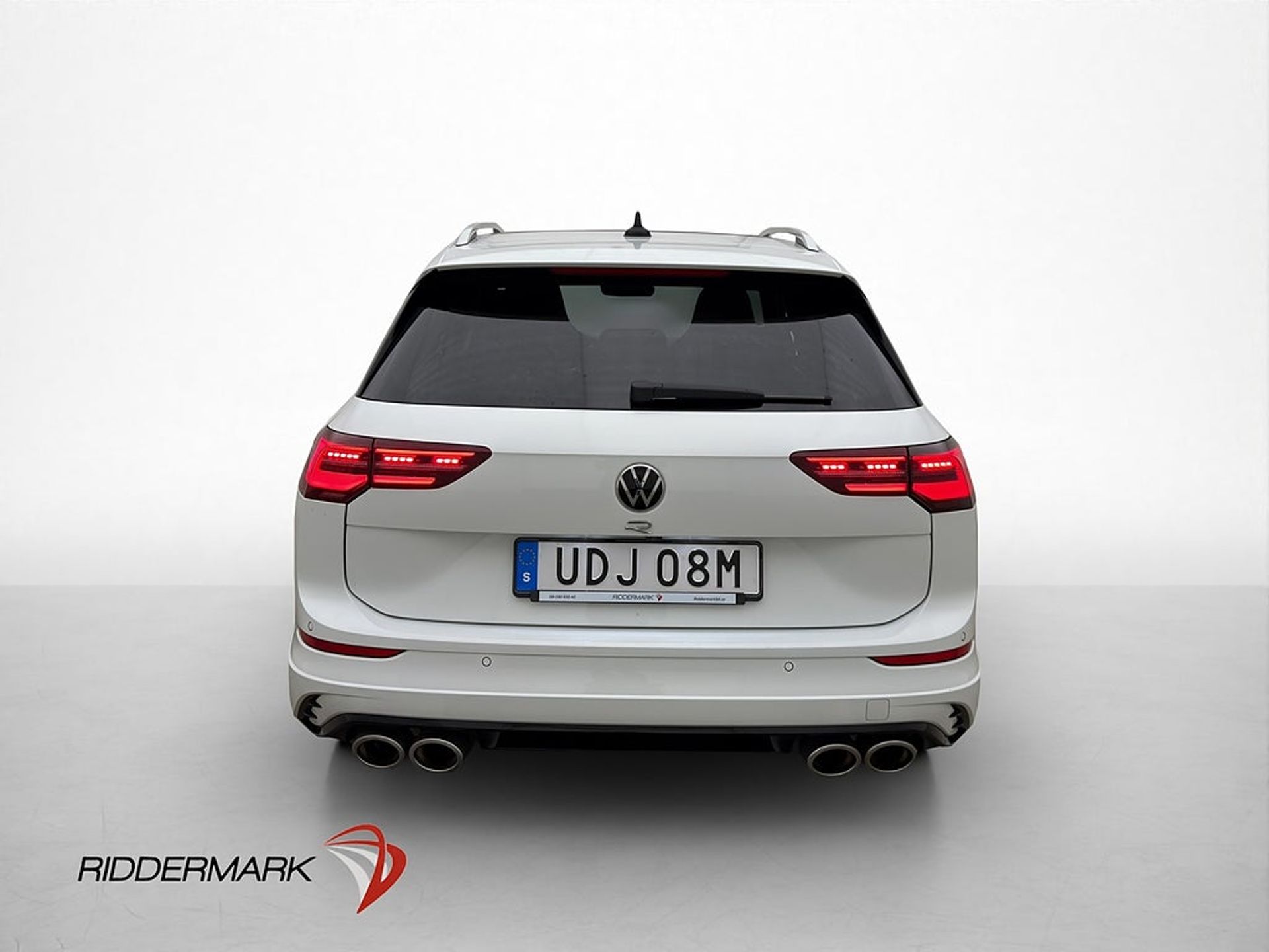 Volkswagen Golf R 320hk 4Motion Pano H/K 2023, bild 6/10
