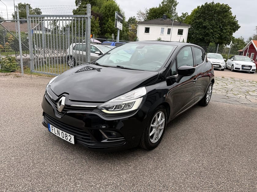 Bild 2 av Renault Clio 0.9 TCE 90HK INTENS / VÄRMARE / 5500Mil
