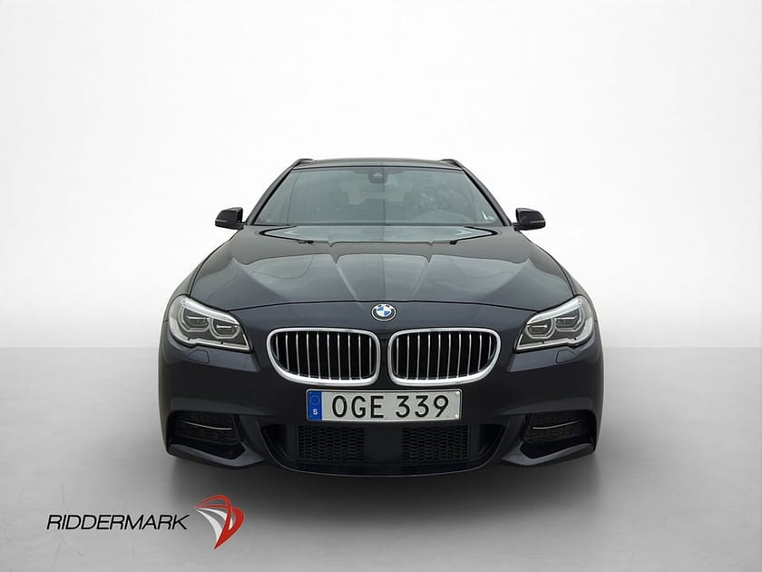 Bild 2 av BMW 530d xDrive Touring 530 258hk Innovation Pano D-Värm H/K HUD Drag