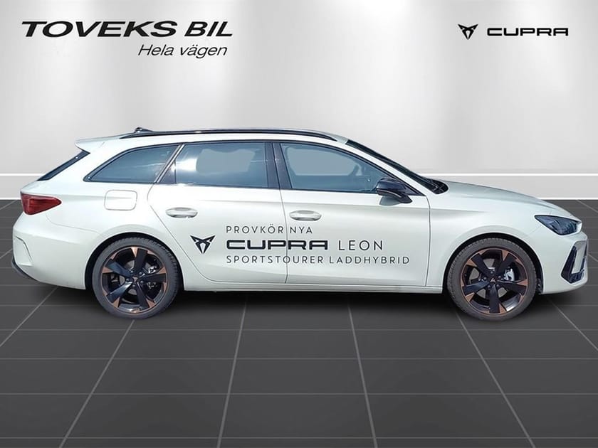 Bild 4 av CUPRA Leon Sportstourer e-Hybrid 204 hp