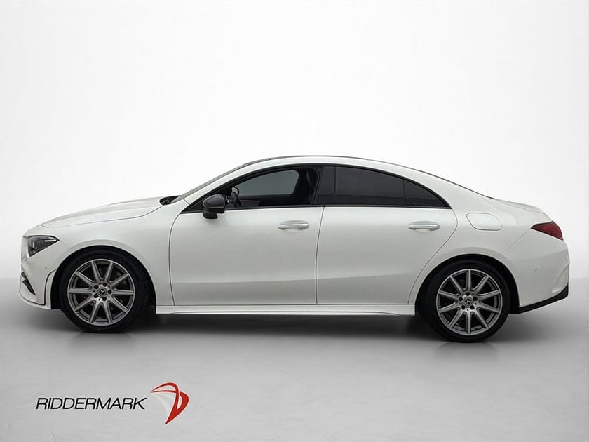 Bild 4 av Mercedes-Benz CLA 220 4MATIC