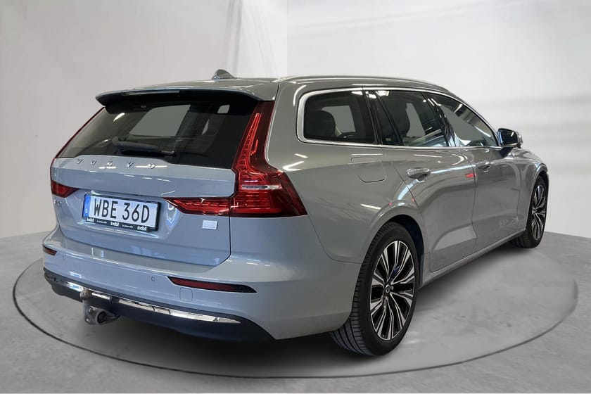 Bild 3 av Volvo V60 T6 AWD Recharge (350hk) Core Edition