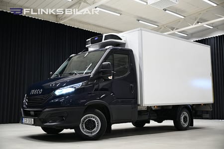 Iveco Daily 35-140 Chassi Cab 136HK Automat|Volymskåp|Bakgavellyft|Kylbil|Moms|SeUtr!
