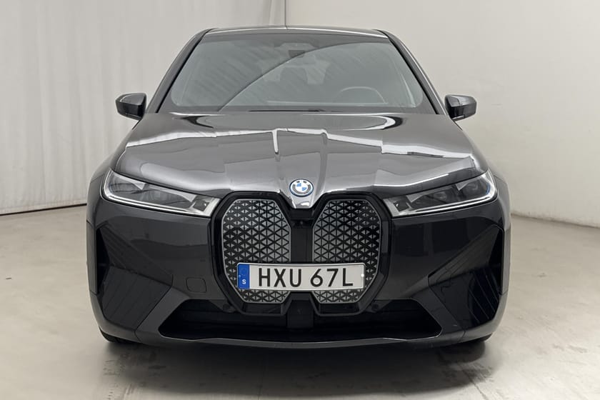 Bild 5 av BMW iX xDrive40 xDrive40, I20 (310hk) Sportpaket Läder 360