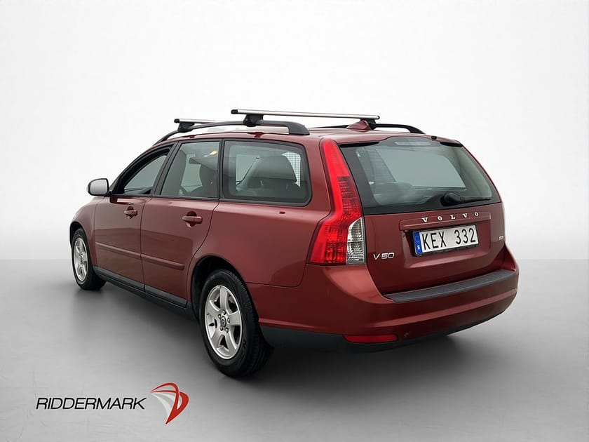 Bild 4 av Volvo V50 125hk Kinetic Farthållare Sätesvärme Skinn AC