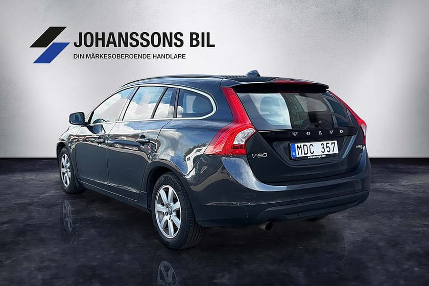 Bild 3 av Volvo V60 DRIVe Momentum Värmare SoV-däck