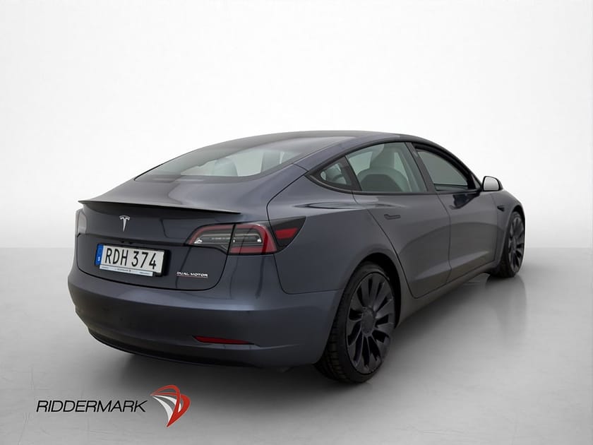 Bild 5 av Tesla Model 3 Performance Ljus interiör Autopilot Svensksåld