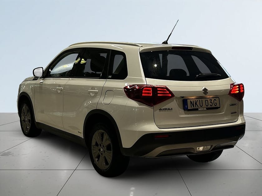 Bild 5 av Suzuki Vitara 1.0 Boosterjet AllGrip Mvärmare B-kamera Kamkedja S&V