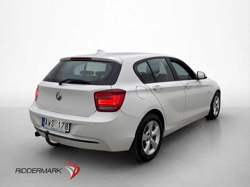 Bild 5 av BMW 118d 118 143hk Sport line Dragkrok Sensorer Bluetooth