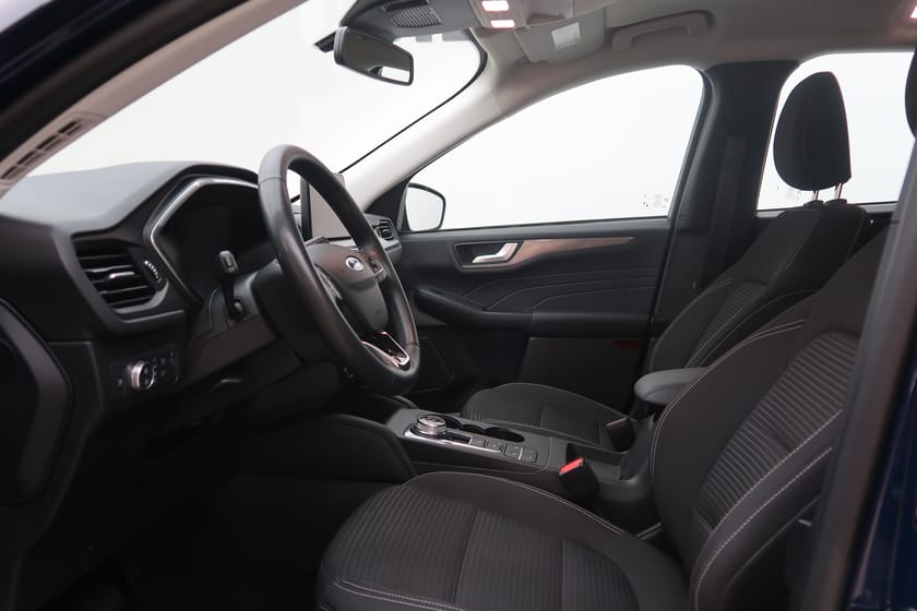 Bild 4 av Ford Kuga Plug-In Hybrid 2.5 225 PHEV Titanium A Business Ed