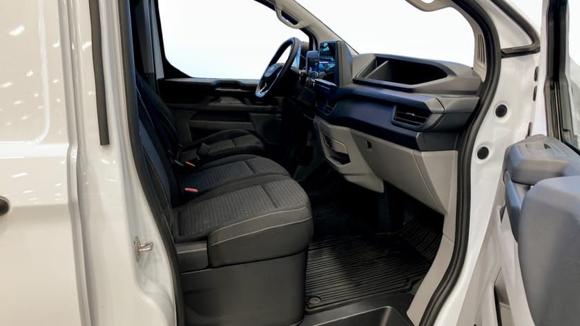 Bild 3 av Ford Transit Custom 320 TREND SKÅP 320L 136 A FWD OMGÅENDE LEVERANS
