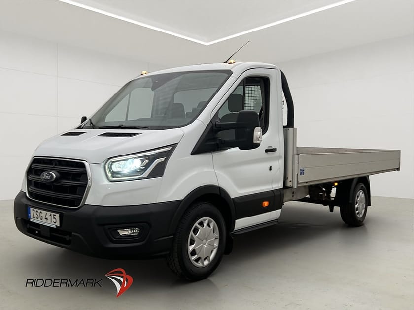 Bild 3 av Ford Transit 350 Chassi Cab FLAKBIL LÅNGFLAK Värmare 3-Sit CARPLAY Moms