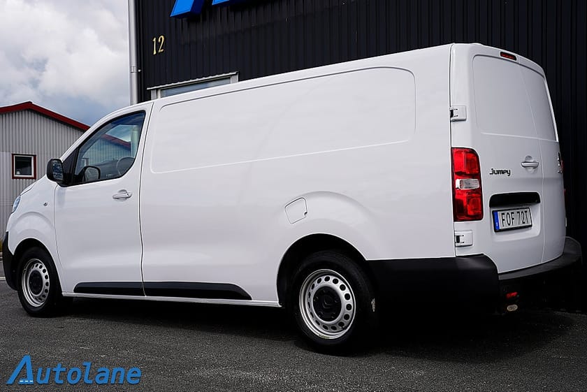 Bild 5 av Citroën Jumpy Van IP 2.0 BlueHDi, L2  Automat, Värmare 144hk