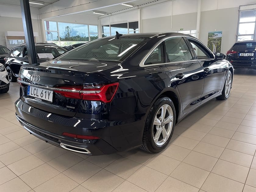 Bild 5 av Audi A6 Sedan 45 TFSI quattro 45TFSI 245HK S-line / Drag / 360° 3D-vy