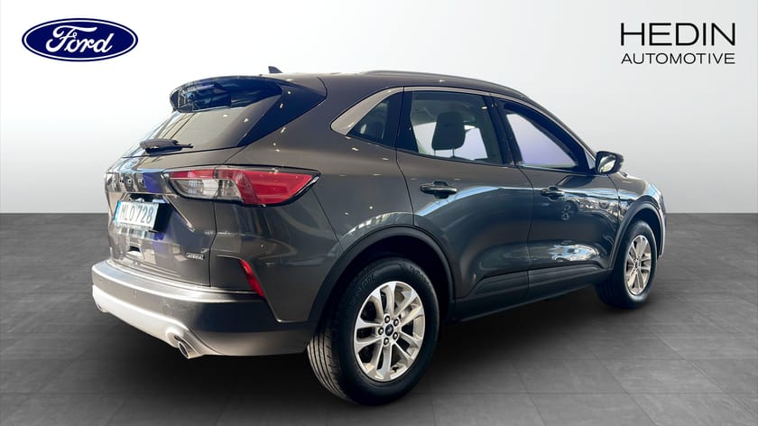 Bild 2 av Ford Kuga Plug-In Hybrid Titanium PHEV |225HK|56km EL| Sommarkampanj – 3,95 % ränta