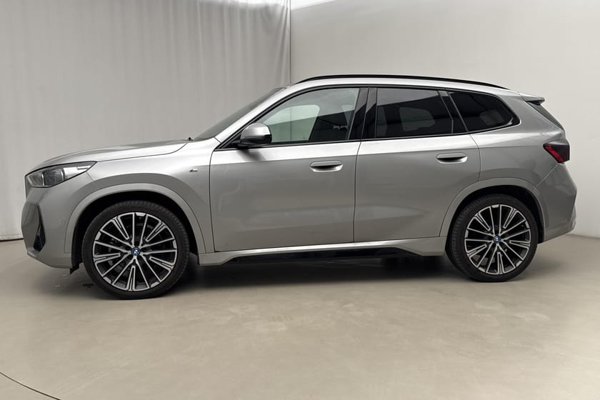 Bild 2 av BMW iX1 xDrive30