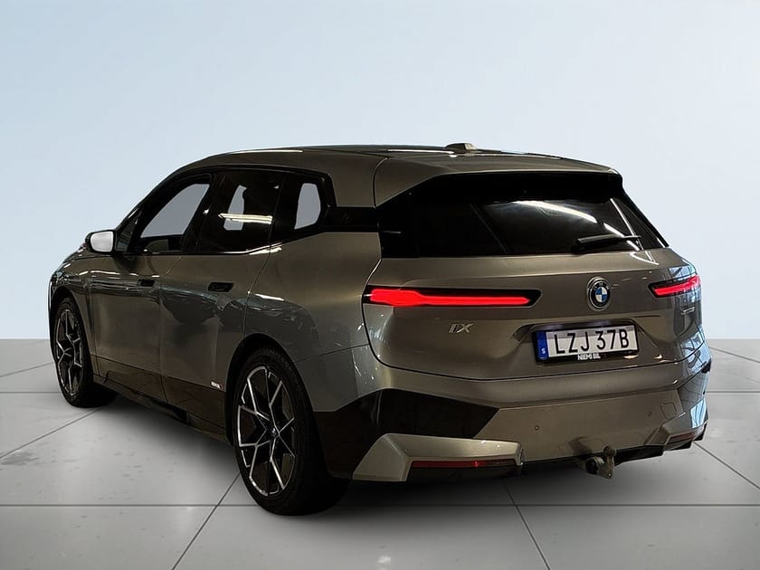 Bild 5 av BMW iX xDrive50 Sport Package MOMS Drag 360° H/K-ljud Navi S&V