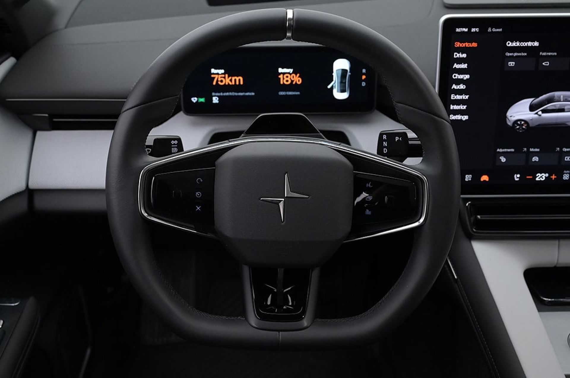 Polestar 4 2025, photo 7/10
