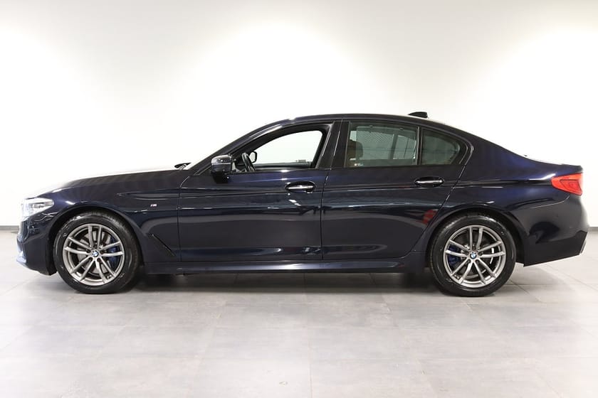 Bild 3 av BMW 530d xDrive Sedan 530 Steptronic M Sport