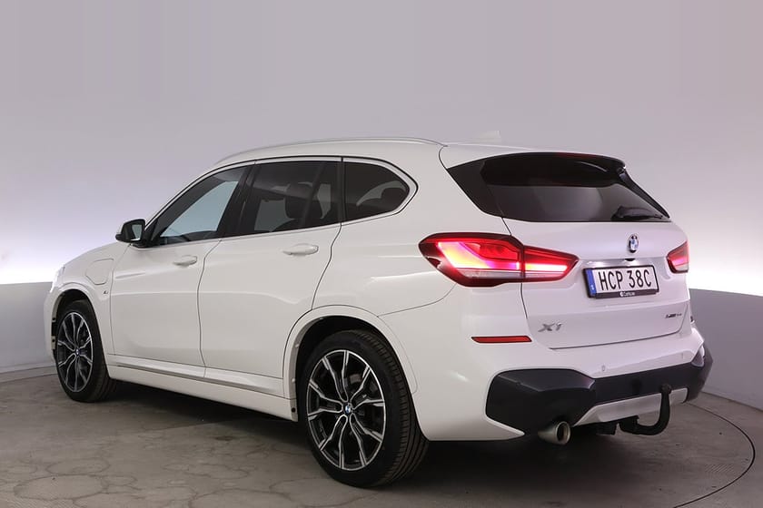 Bild 4 av BMW X1 xDrive25e M Sport Läder Kamera HUD Navi Drag