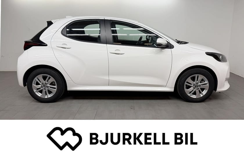 Bild 1 av Mazda 2 Hybrid Backkamera, låga mil!