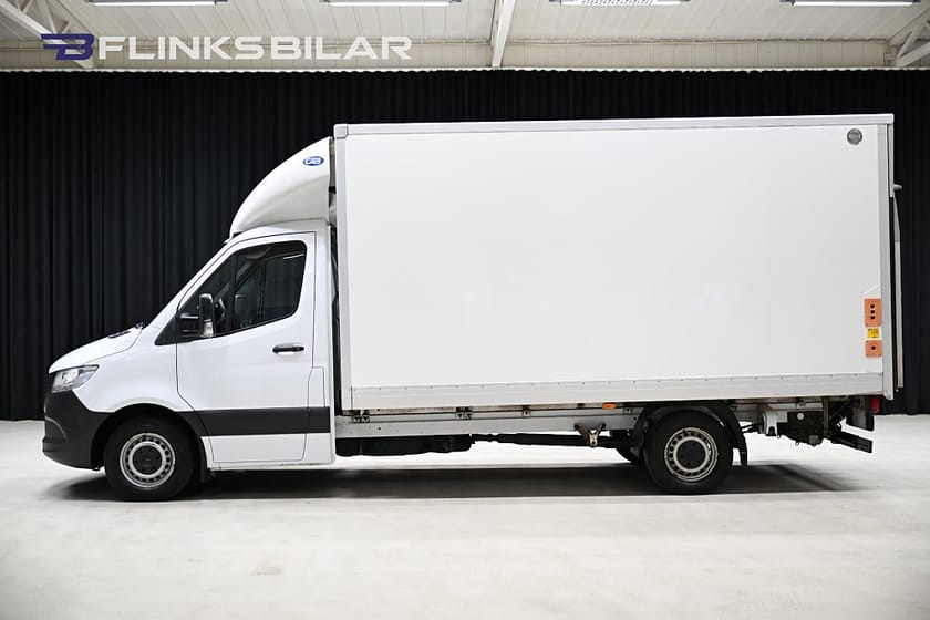 Bild 2 av Mercedes-Benz Sprinter 316 CDI Chassi 163HK Automat|Volymskåp|BG-Lyft|Webasto|Leasbar