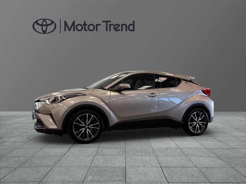 Bild 4 av Toyota C-HR Hybrid 1,8 EXECUTIVE DRAG MV S+V-HJUL