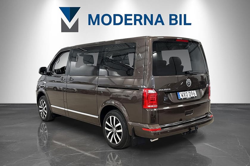 Bild 4 av Volkswagen Multivan 2.0 TDI 204hk 4M Highline 7-sits B-kam Taklucka El-dörr