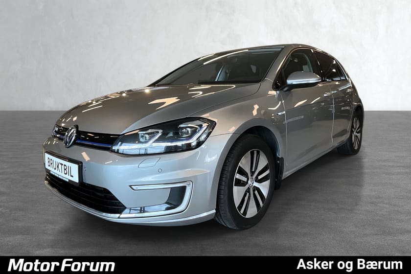 Bilde 1 av Volkswagen e-Golf VELUTSTYRT / SKINNSETER / NAVI / ACC / INNBYTTE