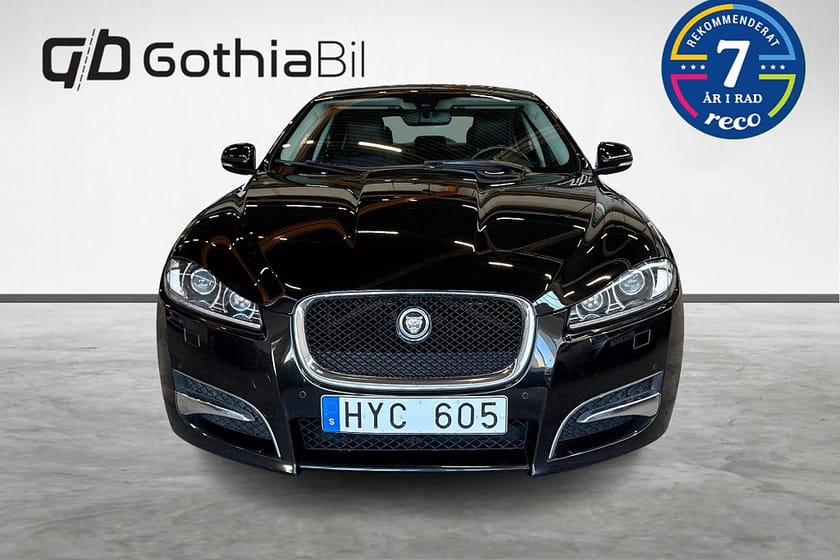 Bild 2 av Jaguar XF 2.2 TDi4 Navi Backkamera Läder Bi-xenon Bluetooth