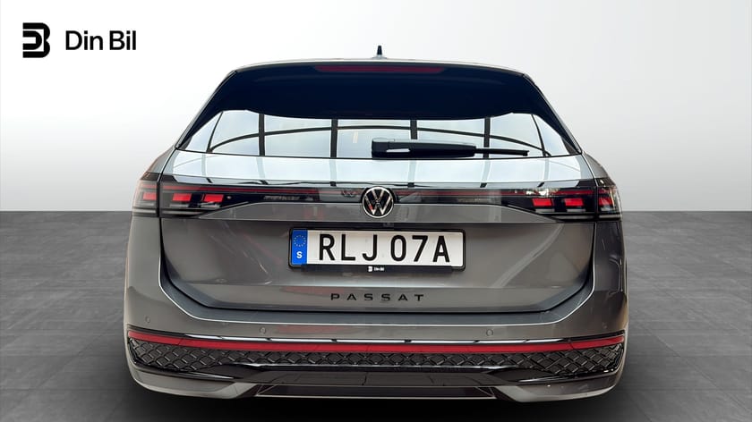 Bild 5 av Volkswagen Passat Variant eHybrid R-LINE 1.5 TSI 272HK Pano/Läder