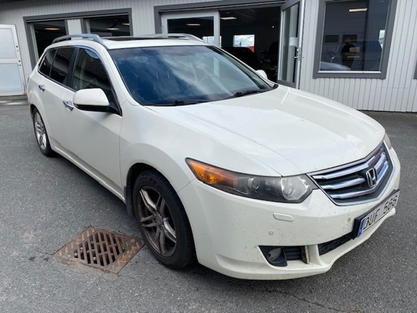 Bild 2 av Honda Accord Tourer – Executive Automat,  **  GÖR DET SJÄLV ! **
