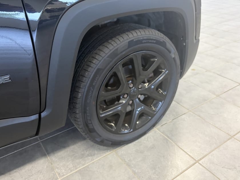 Bild 3 av Jeep Renegade 1.6 E.torQ 110hk Longitude Nav