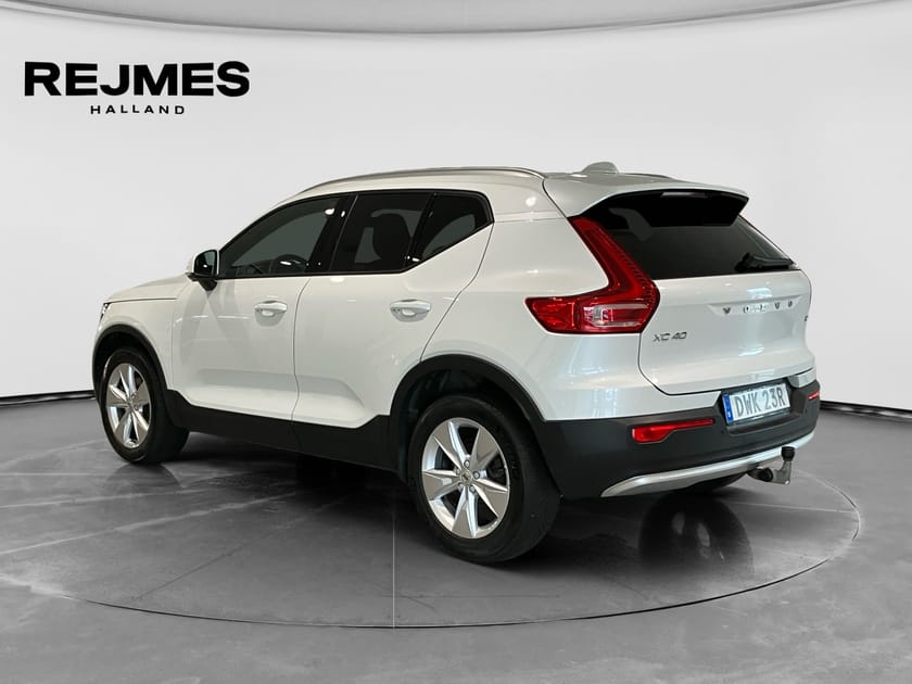 Bild 2 av Volvo XC40 B4 FWD Bensin Core SE II