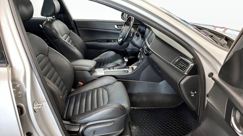 Bild 3 av Kia Optima Sport Wagon GT-Line 1.7 141hk Panorama | Harman/Kardon
