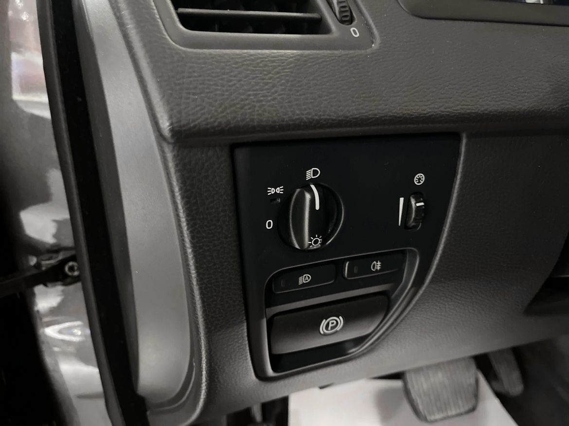 Volvo XC90 2013 - miniatyr 13