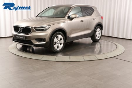 Volvo XC40 T2 FWD Momentum Advanced