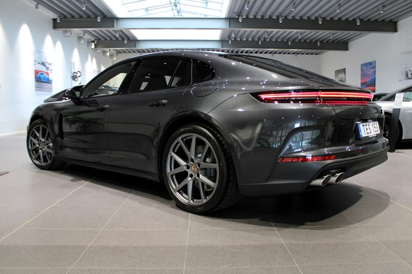Bild 2 av Porsche Panamera 4 E-Hybrid 
