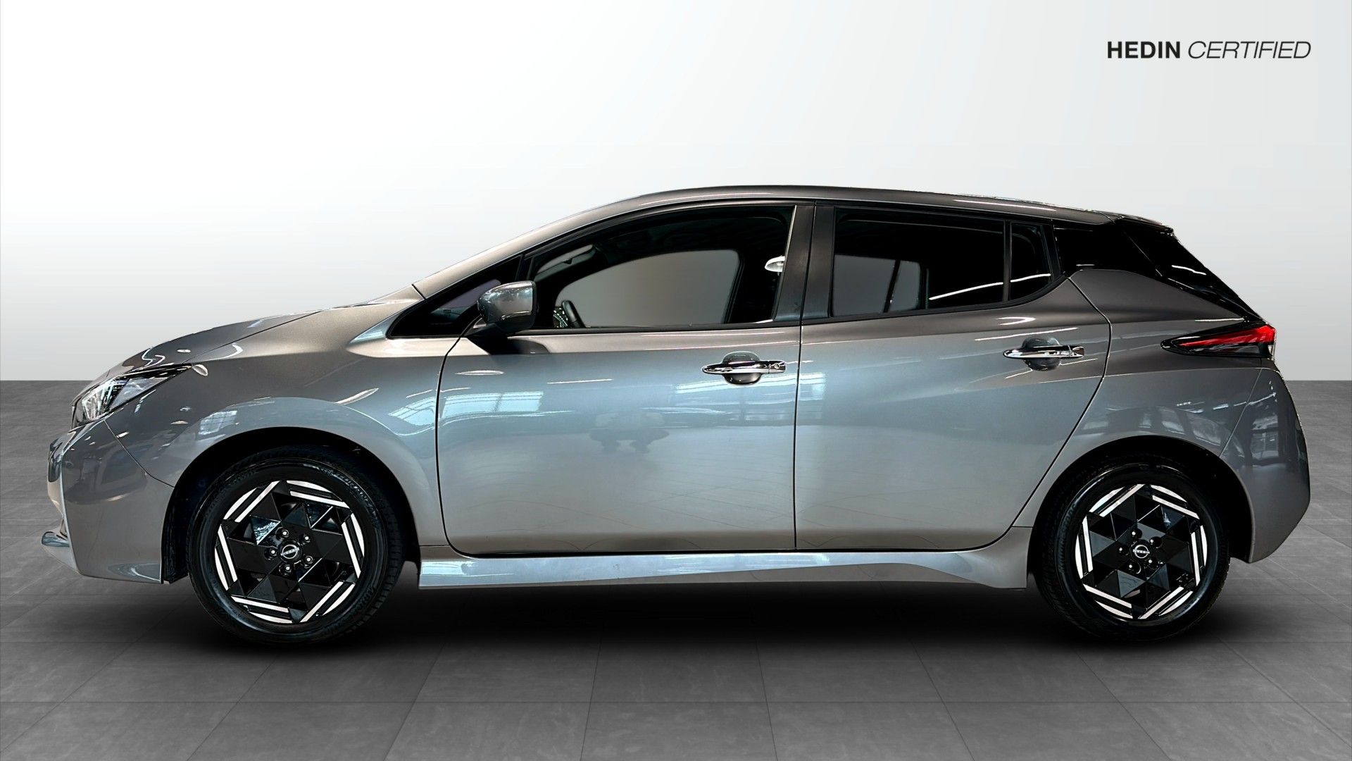 Nissan Leaf Acenta 40 kWh / Backkamera 2023, kuva 6/19