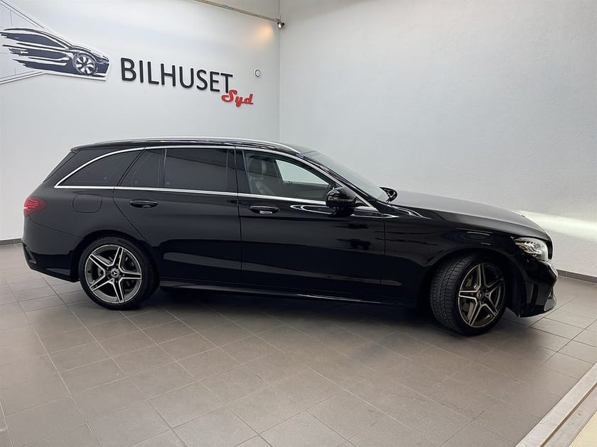 Bild 2 av Mercedes-Benz C 200 T 4MATIC 4M 184hk AMG Värmare/Läder/Kamera