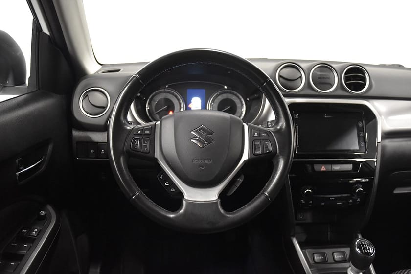 Bild 2 av Suzuki Vitara Hybrid AllGrip AdaptivF B-Kam Moms 129hk